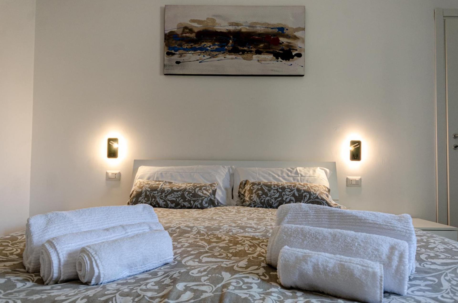 Vivimihome - Crespi House A 3 Minuti Dalla Metro Milan Exterior photo